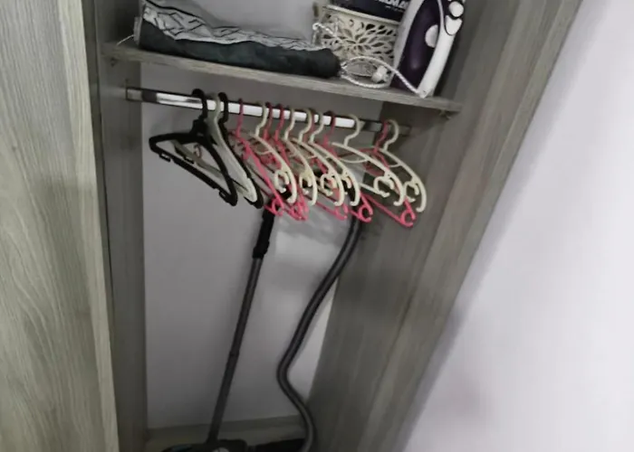 Apartment Charming With Sunny Balcony, Walk To Sheraton St *